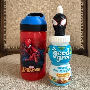 Spider-Man kids Water Bottle and Good2Grow bottle topper